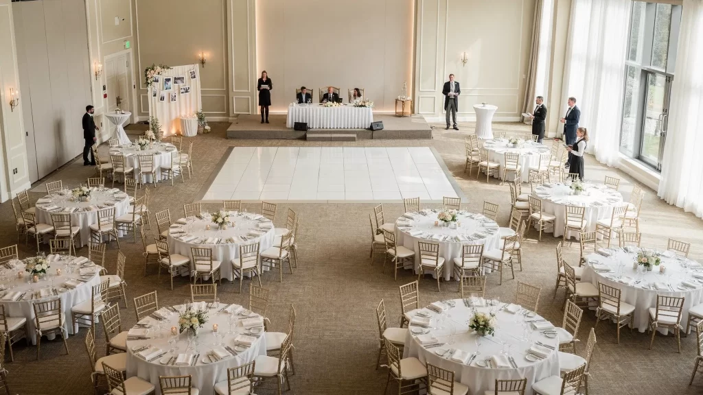 Local evenimente: cum calculezi corect capacitatea pe mese - Main Image